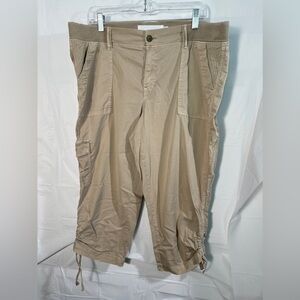 Pre-loved, sonoma  capris cream/tan plus size 16